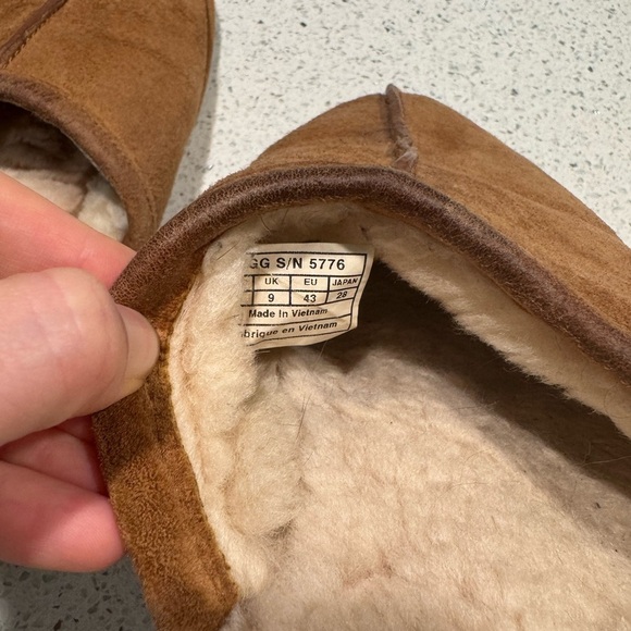 UGG Men’s Scuff Chestnut Suede Slip-On Slippers Suede Sheepskin - Picture 4 of 9